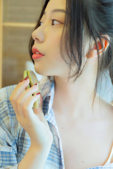 我和黑帮大佬的365天